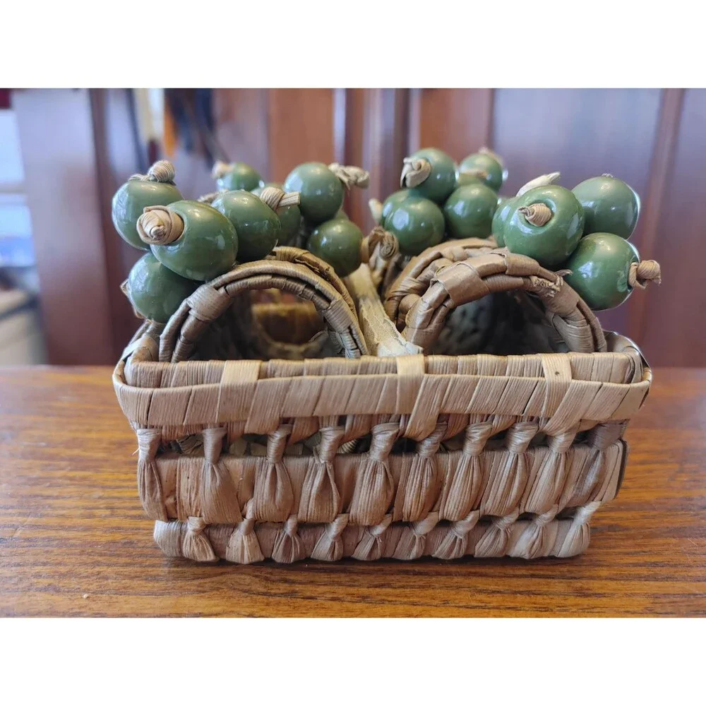 Set of six Vintage Napkin rings In banana Leaf basket